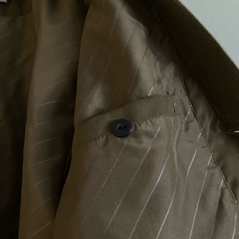 Light Jacket - Picture 6 of 8